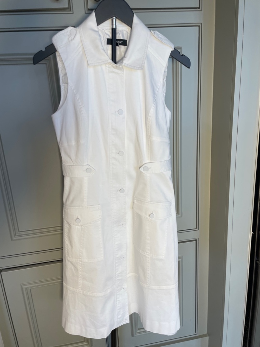 Ellen Tracy coastal core safari shirt dress, quiet luxury minimalist chic